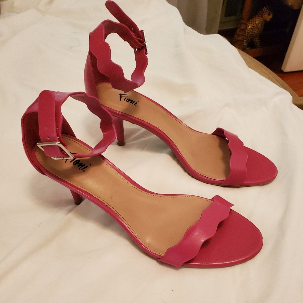 Pink kit heel sandals
